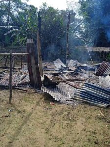 Read more about the article ဖားကန့်မြို့နယ် မအူပင် ရေကာသာကျေးရွာတွင် စစ်ကောင်စီမှလက်နက်ကြီးပစ်ခိုက်မှုကြောင့် အမျိုးသားတစ်ဦးထိခိုက်သေဆုံး