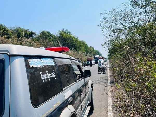 Read more about the article ဖားကန့်မှ ဆင်းလာတဲ့ ခရီးသွားပြည်သူများ ဓါးပြတိုက်ခံရ