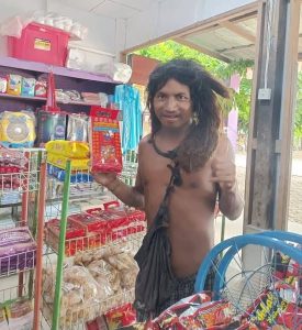 Read more about the article စစ်ကောင်စီနဲ့ ပြည်သူ့စစ်မှ လဝါကျေးရွာရှိလူနေအိမ် ၁၀၀ကျော်ကို နှစ်ရက်ဆက်တိုက်မီရှို့ဖျက်စီး၊စိတ်မနဲ့သူကို ပစ်သတ်