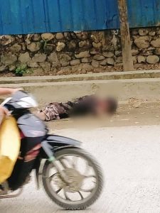 Read more about the article ဖားကန့်မြို့တွင်း သေနတ်ဒဏ်ရာများဖြင့် သေဆုံးနေတဲ့ရုပ်အလောင်းများထပ်မံတိုးလာ