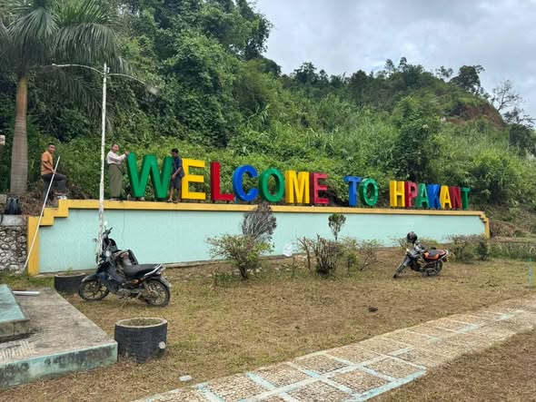 Read more about the article ဖားကန့်မြို့နယ်တွင် မူးယစ်ဆေးဝါး သုံးစွဲသူ နဲ့ ခိုးဆိုးလုယက် ဓါးပြတိုက်သူ လူငယ်များ ပိုများလာ